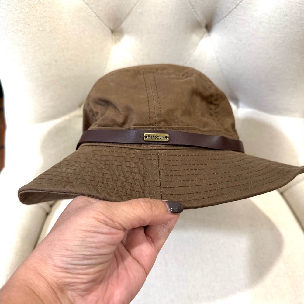 Barbour Waxed Cotton Bucket Hat S